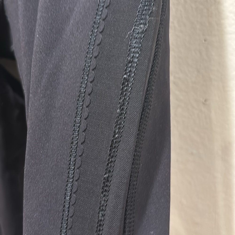 Lululemon Black High-Waisted Leggings - Picture 5 of 6